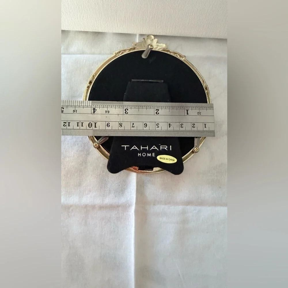 Tahari Home Gold Circular Frame for 4”x4” photo